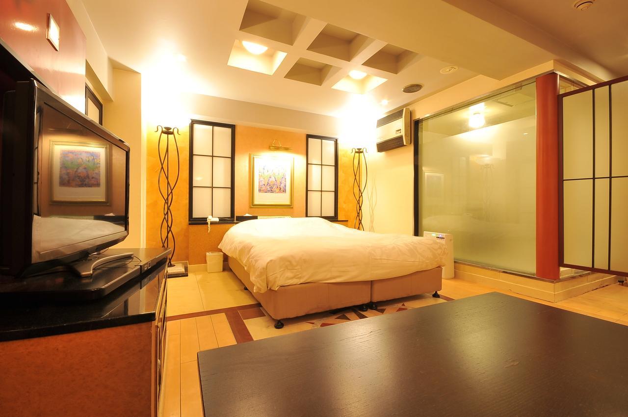 Two-Way (Adults Only) Hotel Tokyo Exterior photo